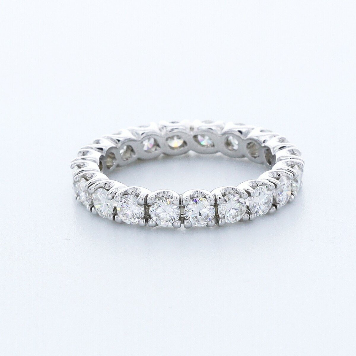 2 1/2ct F VS2 Round Earth Mined Certified Diamonds 18k Classic Eternity Band - Picture 2 of 11