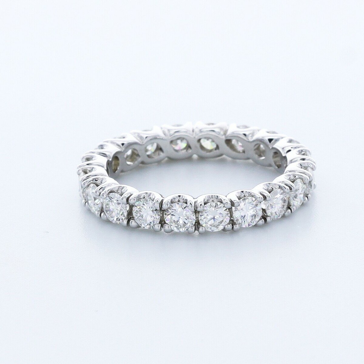 2 1/2ct F VS2 Round Earth Mined Certified Diamonds 18k Classic Eternity Band - Picture 3 of 11